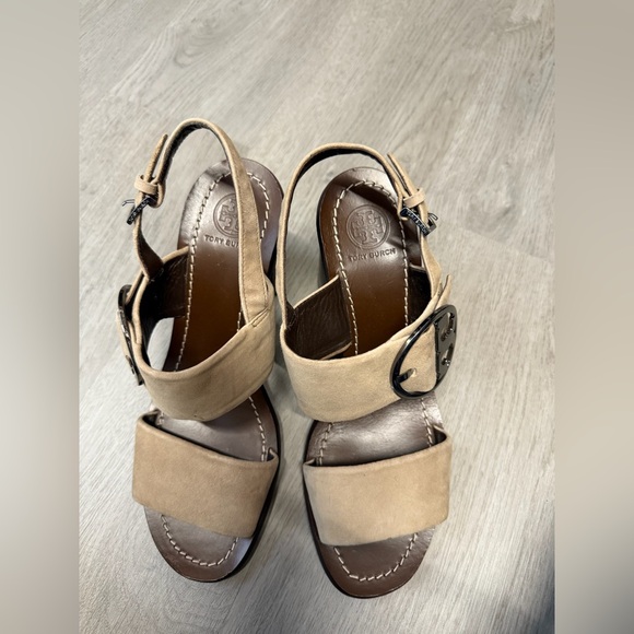 Tory Burch Beige and Black Block Heel Sandals - Picture 3 of 3